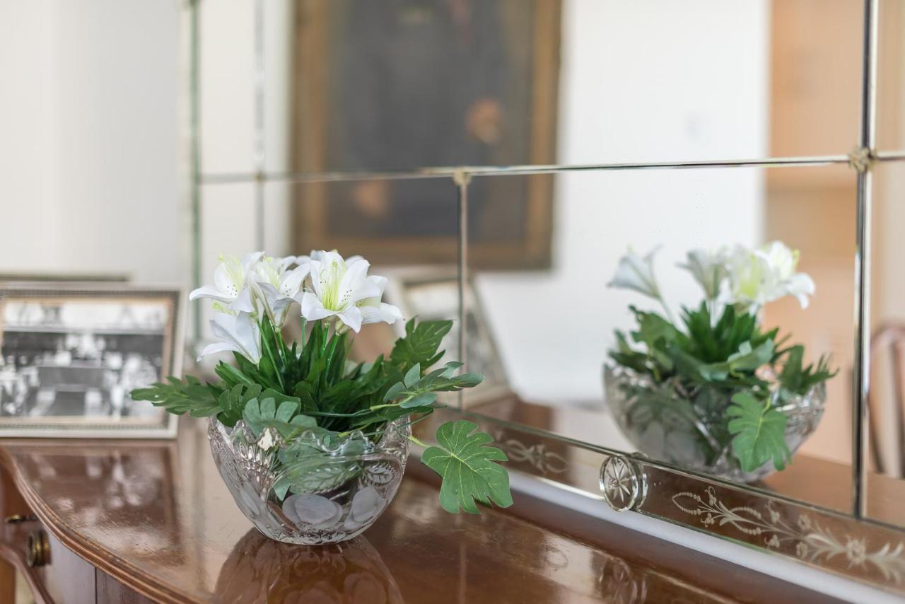Athenean Classic Apartment At Acropolis Museum & Metro ภายนอก รูปภาพ