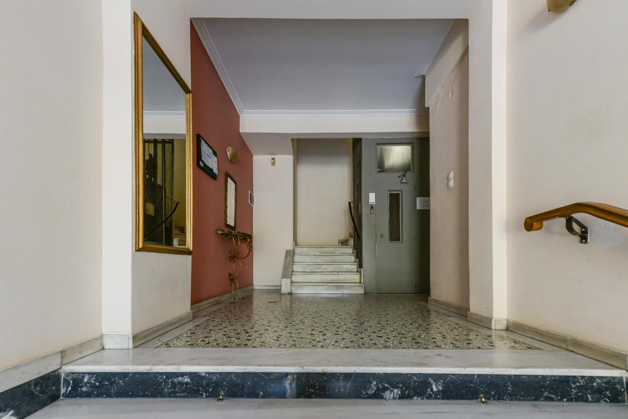 Athenean Classic Apartment At Acropolis Museum & Metro ภายนอก รูปภาพ